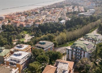 Edificio all\'aperto - Appartamento via Galileo Galilei
 
14, Falconara Marittima - foto 71