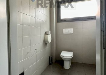 Bagno - Commercial Premises CORSO FRATELLI CERVI
239, Riccione - photo 24