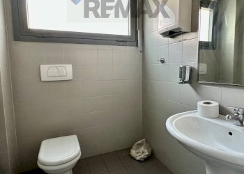 Bagno - Commercial Premises CORSO FRATELLI CERVI
239, Riccione - photo 25