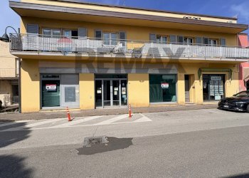Edificio all\'aperto - Locale Commerciale CORSO FRATELLI CERVI
239, Riccione - foto 35