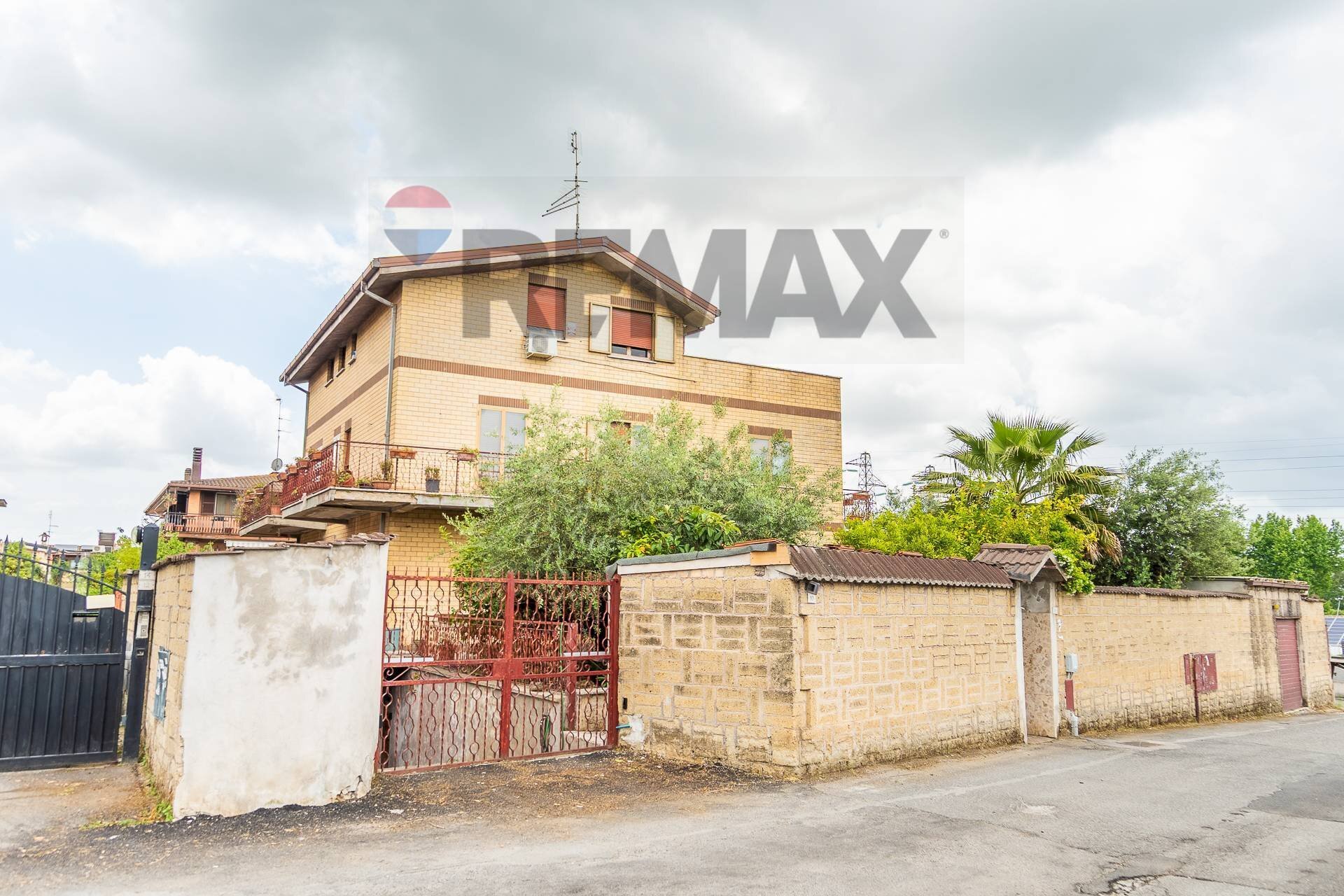 Casa all\'aperto - Appartamento Via Poggio Fiorito
 
8, Guidonia Montecelio - foto 1