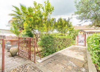 Giardino - Appartamento Via Poggio Fiorito
 
8, Guidonia Montecelio - foto 7