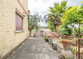 Terrazza - Appartamento Via Poggio Fiorito
 
8, Guidonia Montecelio - foto 8