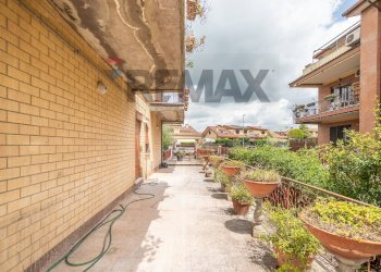 Balcone - Appartamento Via Poggio Fiorito
 
8, Guidonia Montecelio - foto 10