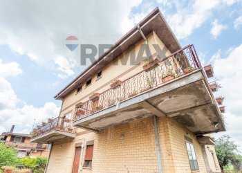 Casa all\'aperto - Appartamento Via Poggio Fiorito
 
8, Guidonia Montecelio - foto 21
