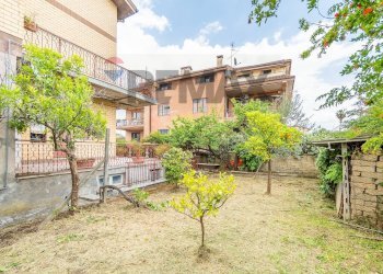 Giardino - Appartamento Via Poggio Fiorito
 
8, Guidonia Montecelio - foto 25