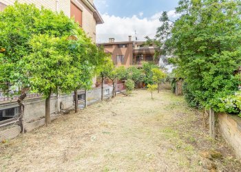 Giardino - Appartamento Via Poggio Fiorito
 
8, Guidonia Montecelio - foto 27