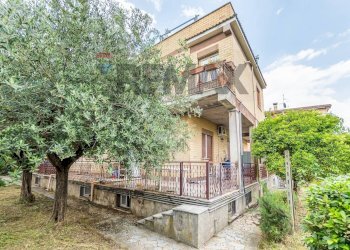 Casa all\'aperto - Appartamento Via Poggio Fiorito
 
8, Guidonia Montecelio - foto 28