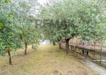 Giardino - Appartamento Via Poggio Fiorito
 
8, Guidonia Montecelio - foto 29