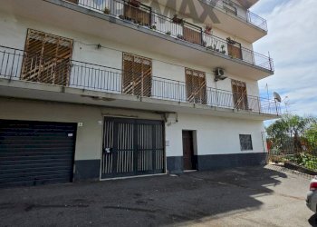 Edificio all\'aperto - Three-room apartment Via Pietra Dell'ova
 
402, Catania - photo 2