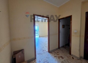Hall / corridoio - Three-room apartment Via Pietra Dell'ova
 
402, Catania - photo 6