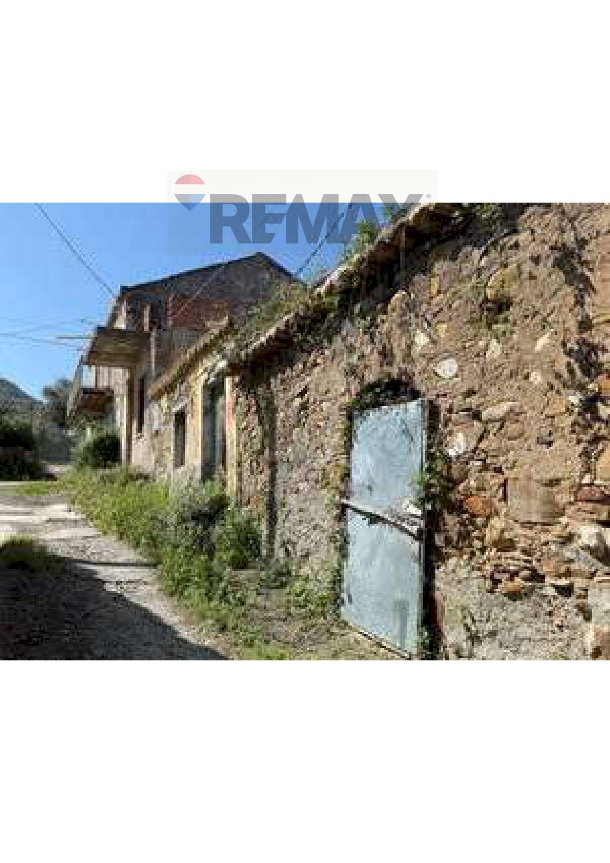Casa all\'aperto - Rustic c/da calarco
snc, Sant'Agata di Militello - photo 2