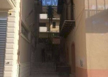 Edificio all\'aperto - Commercial Activity VIA G MEDICI
58, Sant'Agata di Militello - photo 2