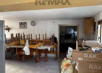 Sala da pranzo - Villa c/da ferretta
 
snc, Militello Rosmarino - foto 3