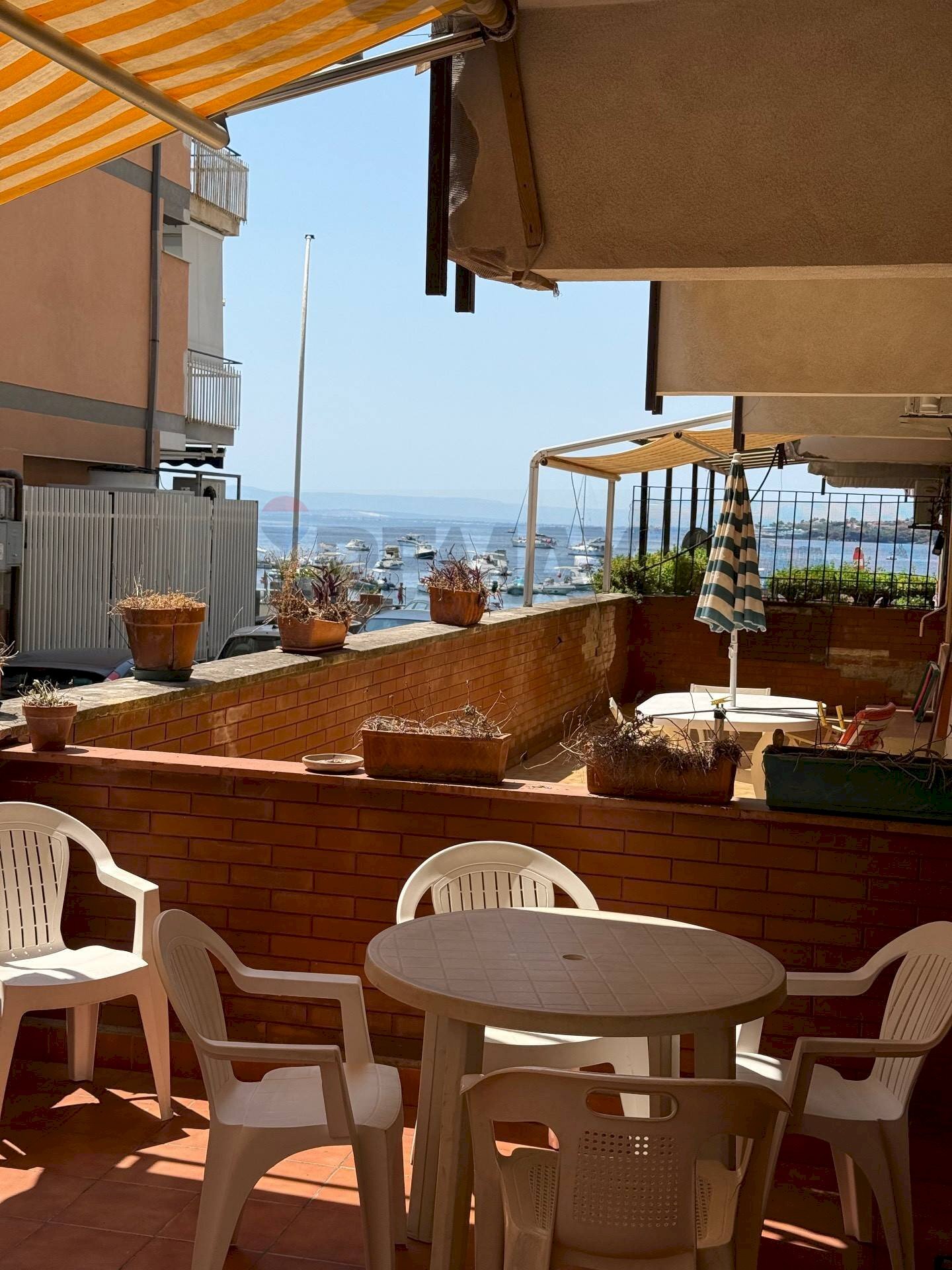 Terrazza - Trilocale Lungomare dei Ciclopi
 
107, Aci Castello - foto 1