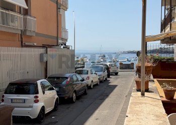 Edificio all\'aperto - Trilocale Lungomare dei Ciclopi
 
107, Aci Castello - foto 11