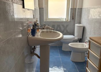 Bagno - Trilocale Lungomare dei Ciclopi
 
107, Aci Castello - foto 18