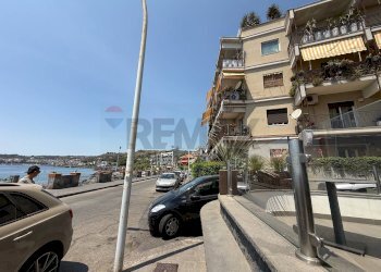 Edificio all\'aperto - Trilocale Lungomare dei Ciclopi
 
107, Aci Castello - foto 22