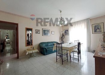 Sala da pranzo - Four-room apartment Viale Grimaldi
 
15, Catania - photo 8