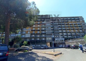 Edificio all\'aperto - Four-room apartment Viale Grimaldi
 
15, Catania - photo 42