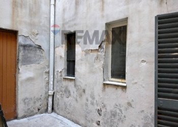 Edificio all\'aperto - Four-room apartment Via Acquedotto Greco
 
230, Catania - photo 8