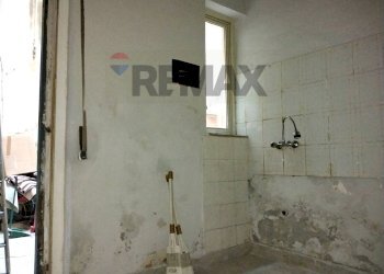 Bagno - Four-room apartment Via Acquedotto Greco
 
230, Catania - photo 9