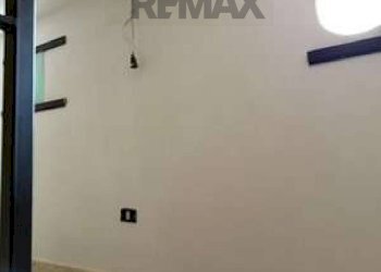 Stanza vuota - Villa a Schiera C/DA TORRE DEL LAURO
SNC, Caronia - foto 4