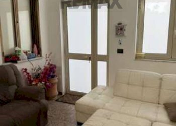 Soggiorno - Casa indipendente C/DA SERRA BERNARDO
 
90, Sant'Agata di Militello - foto 14