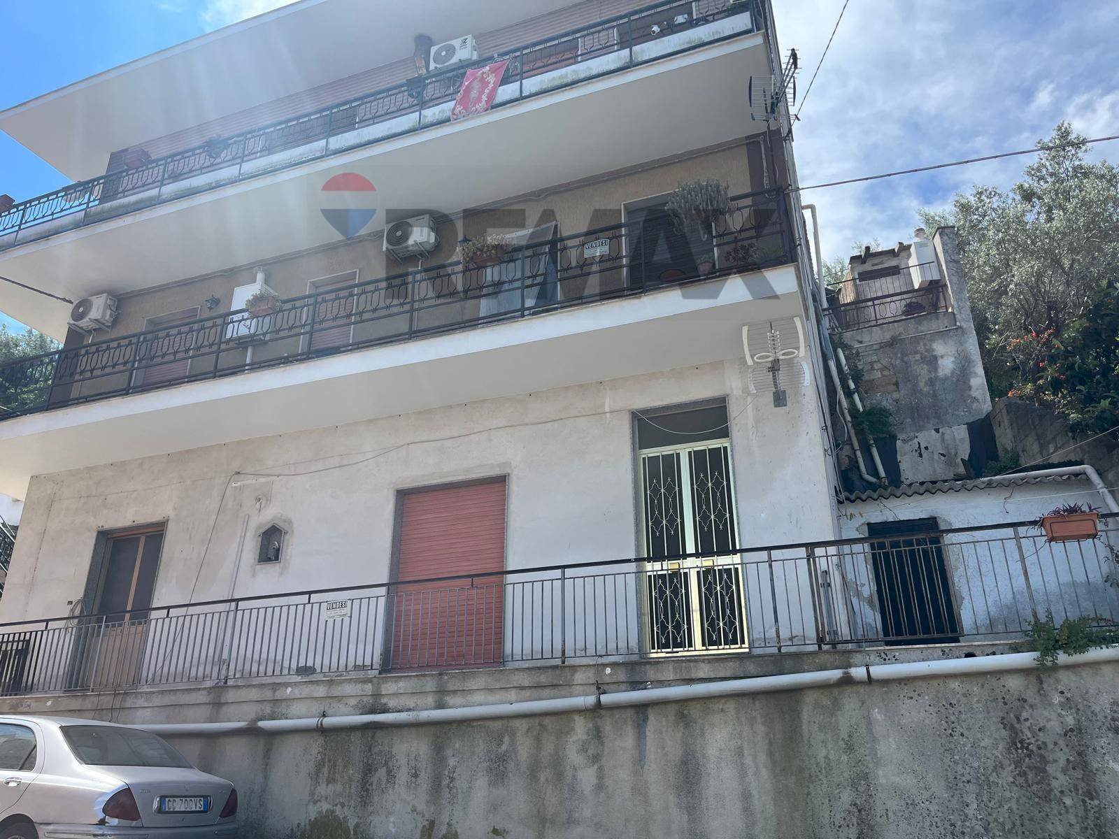 Edificio all\'aperto - Casa semi indipendente via gorizia
 
2, Melilli - foto 1