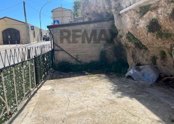 Terrazza - Casa semi indipendente via gorizia
 
2, Melilli - foto 10