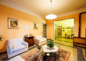 Soggiorno - Independent house Albino - photo 12