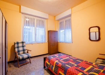 Camera / camera da letto - Independent house Albino - photo 18