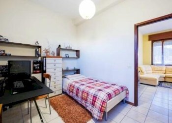 Camera / camera da letto - Independent house Albino - photo 26