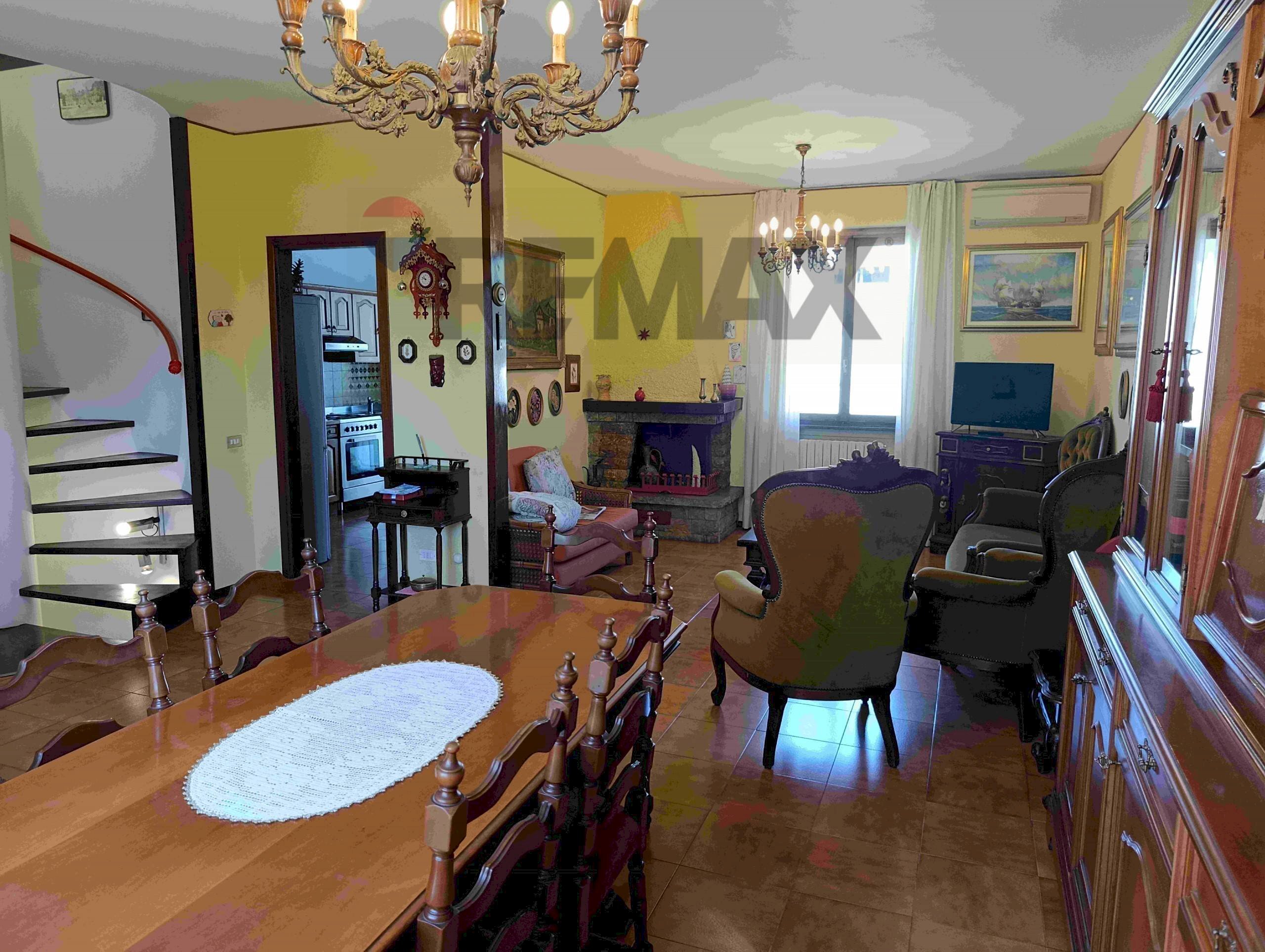 Sala da pranzo - Terraced Villa VIA NATTA
9, Presezzo - photo 2