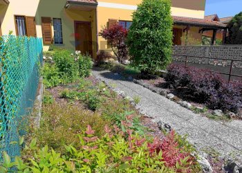 Giardino - Villa a Schiera VIA NATTA
 
9, Presezzo - foto 2