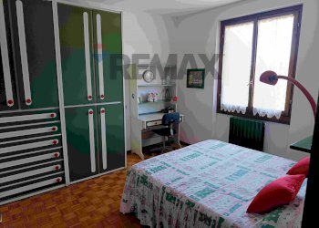 Camera / camera da letto - Villa a Schiera VIA NATTA
 
9, Presezzo - foto 9