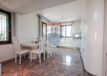 Cucina - Villa Carobbio degli Angeli - foto 3