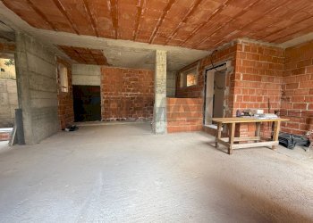 Non correlato - Three-room apartment Piazza Umberto l
 
4, Casazza - photo 1