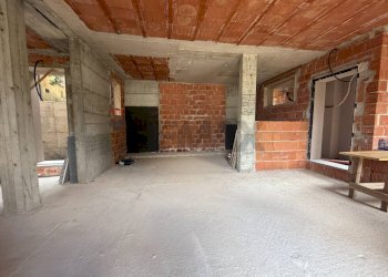Parcheggio - Three-room apartment Piazza Umberto l
 
4, Casazza - photo 8
