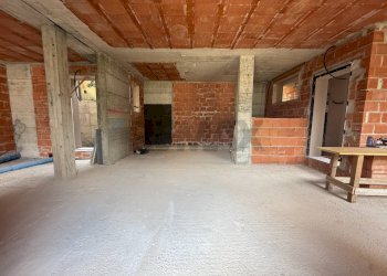Parcheggio - Three-room apartment Piazza Umberto l
 
4, Casazza - photo 12