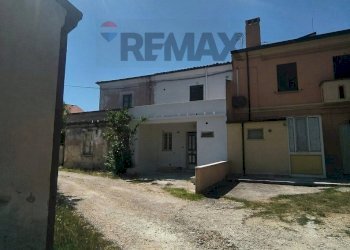 Casa all\'aperto - Casa semi indipendente via Perruna
 
99, Tollo - foto 10