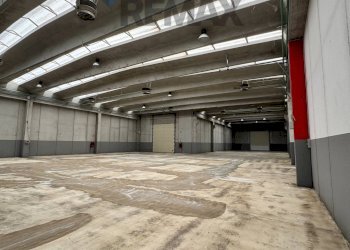 Parcheggio - Capannone via matteotti
 
5, Dormelletto - foto 4