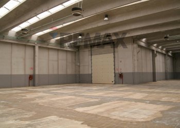 Parcheggio - Capannone via matteotti
 
5, Dormelletto - foto 19