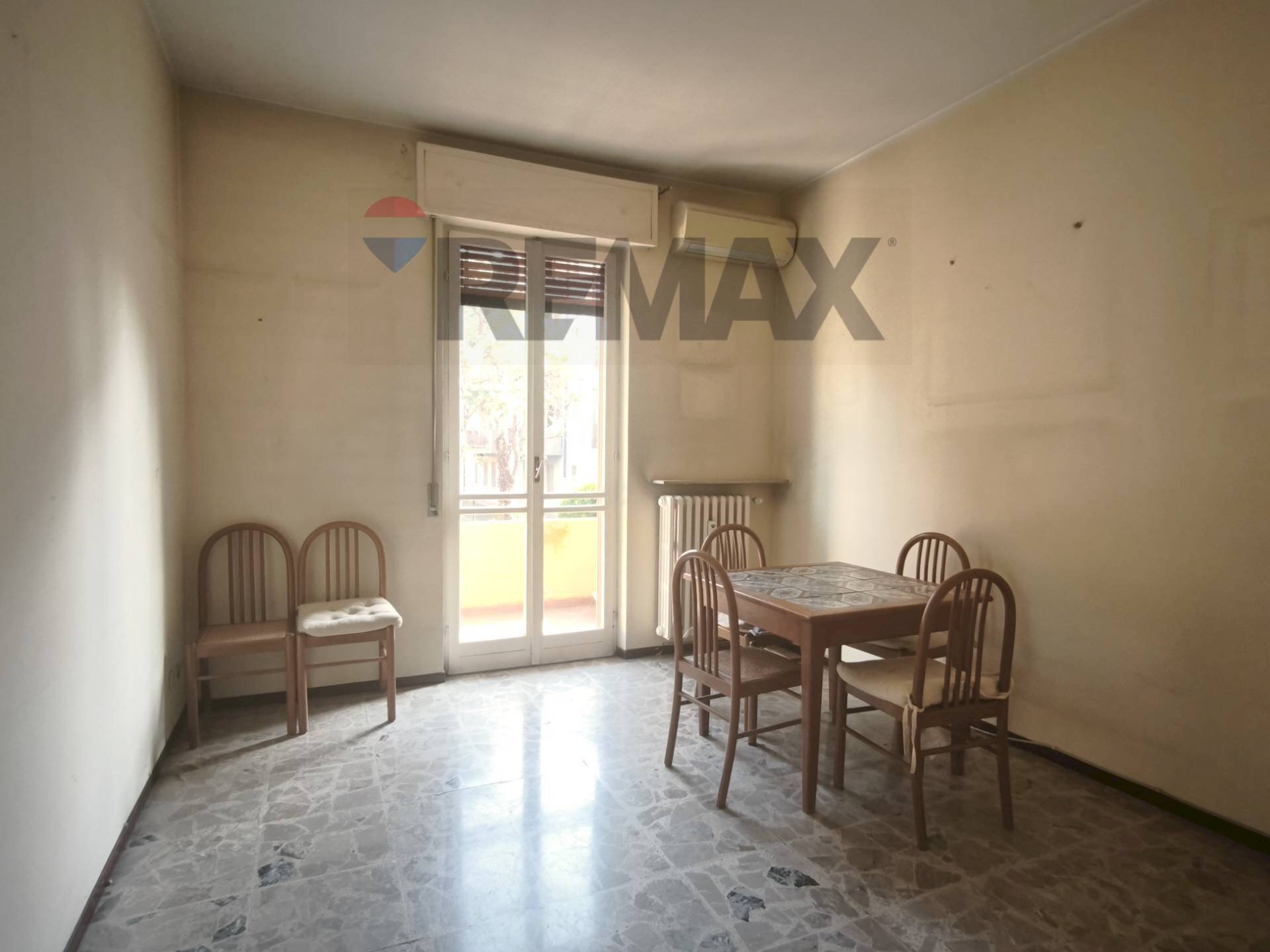Sala da pranzo - Trilocale Via Lingiardi
4, Pavia - foto 3