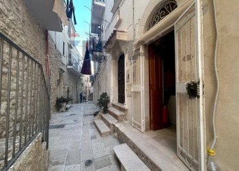 Edificio all\'aperto - Monolocale Via Gregorio XIII
2, Vieste - foto 1