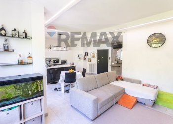Sala da pranzo - Three-room apartment Viale Edoardo Porro
 
19, Salsomaggiore Terme - photo 8