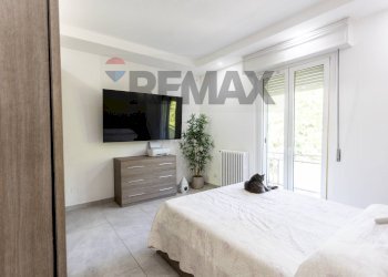 Camera / camera da letto - Three-room apartment Viale Edoardo Porro
 
19, Salsomaggiore Terme - photo 23