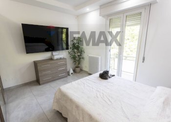 Camera / camera da letto - Three-room apartment Viale Edoardo Porro
 
19, Salsomaggiore Terme - photo 28