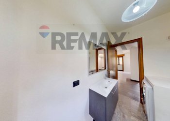 Bagno - Quadrilocale Via Torquato Tasso
 
15, Solaro - foto 12