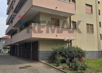 Edificio all\'aperto - Quadrilocale Via Torquato Tasso
 
15, Solaro - foto 62